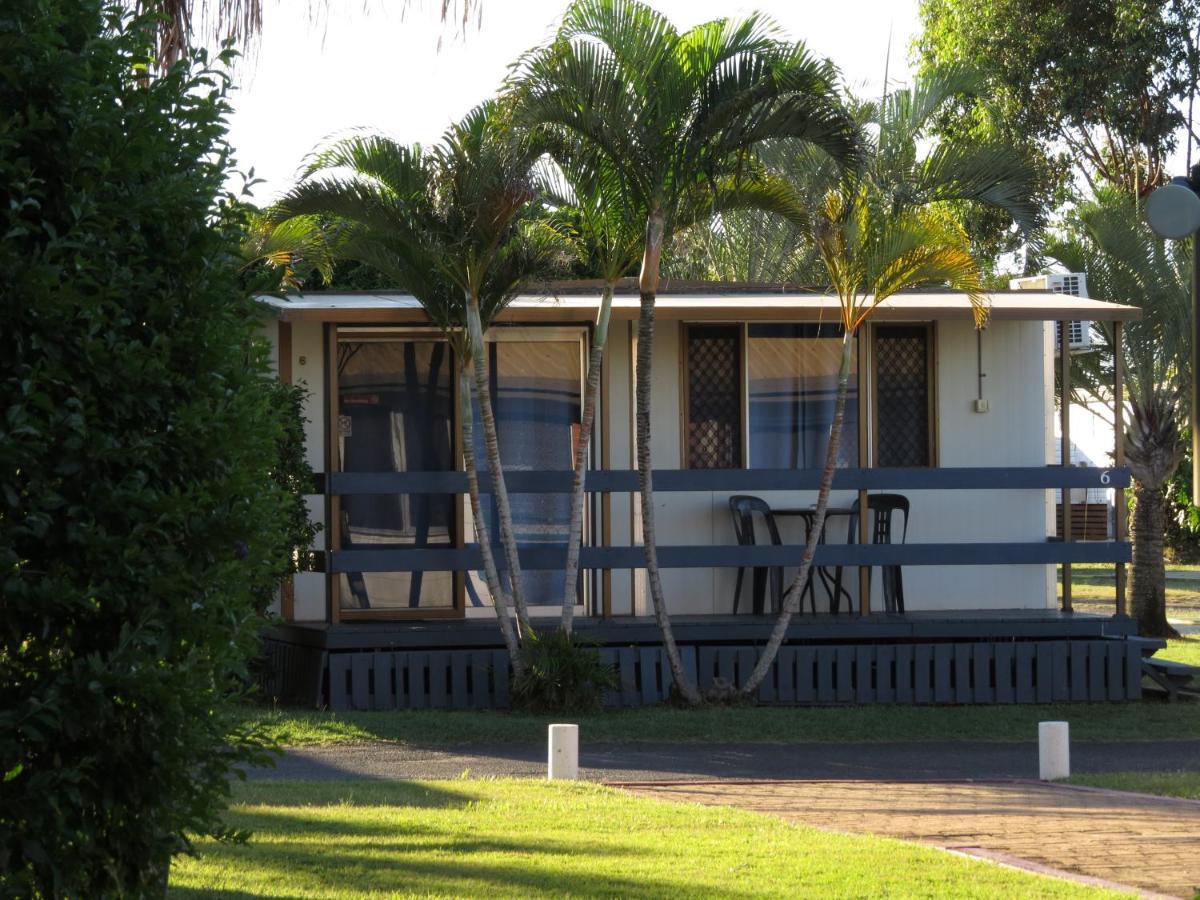 Bundaberg East Cabin And Tourist Park ภายนอก รูปภาพ